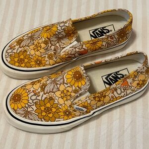VANS slip on yellow flower design